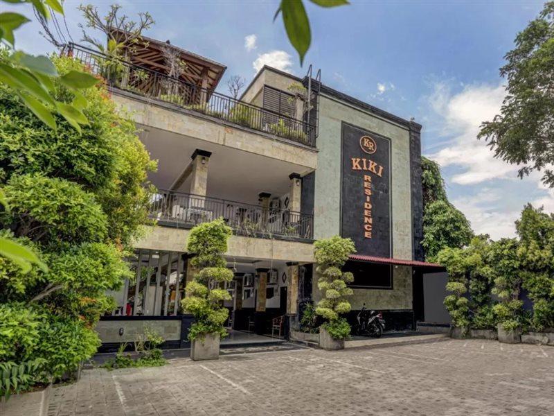 Super Oyo 3904 Kiki Residence Bali Legian Extérieur photo