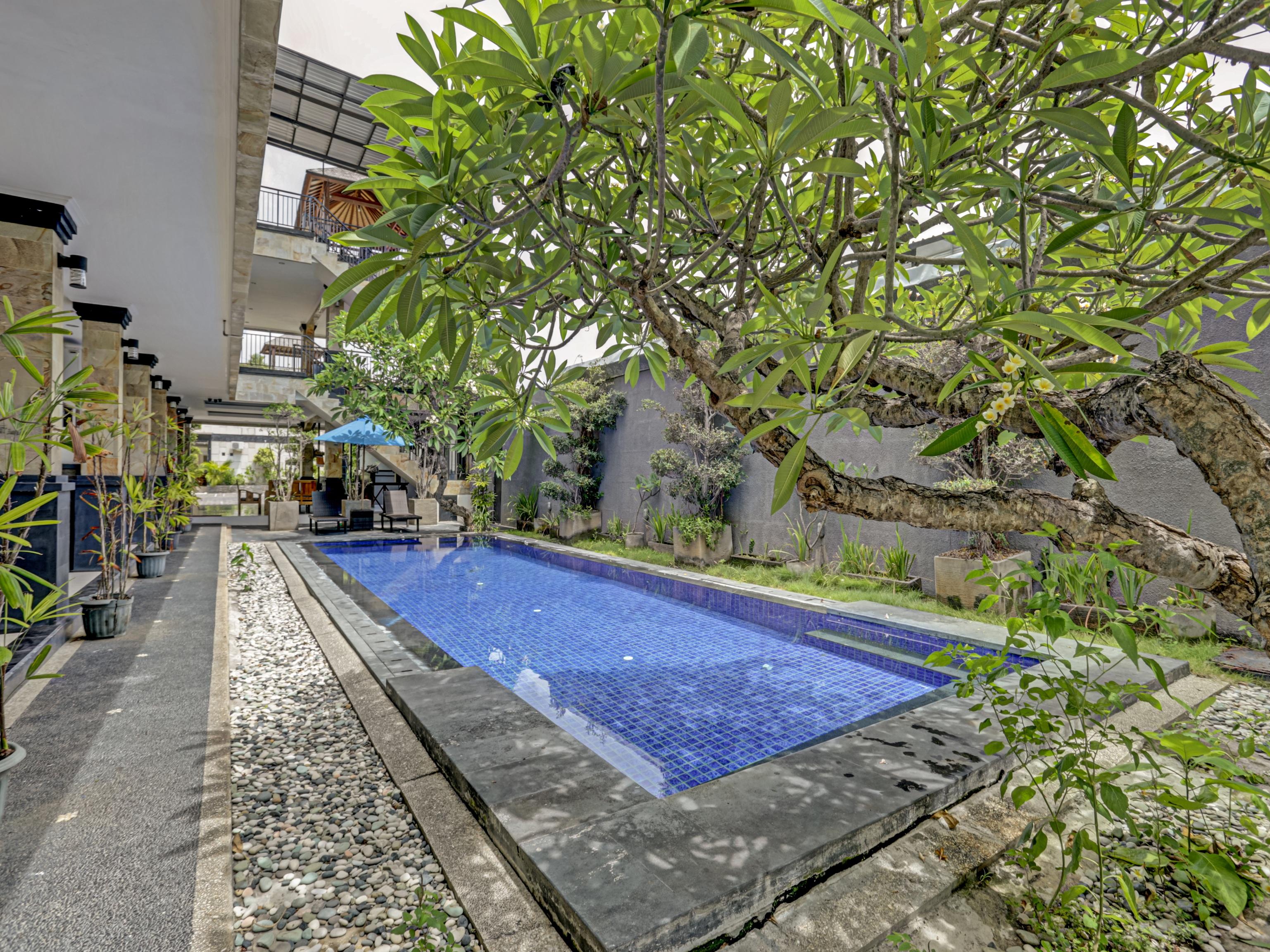 Super Oyo 3904 Kiki Residence Bali Legian Extérieur photo
