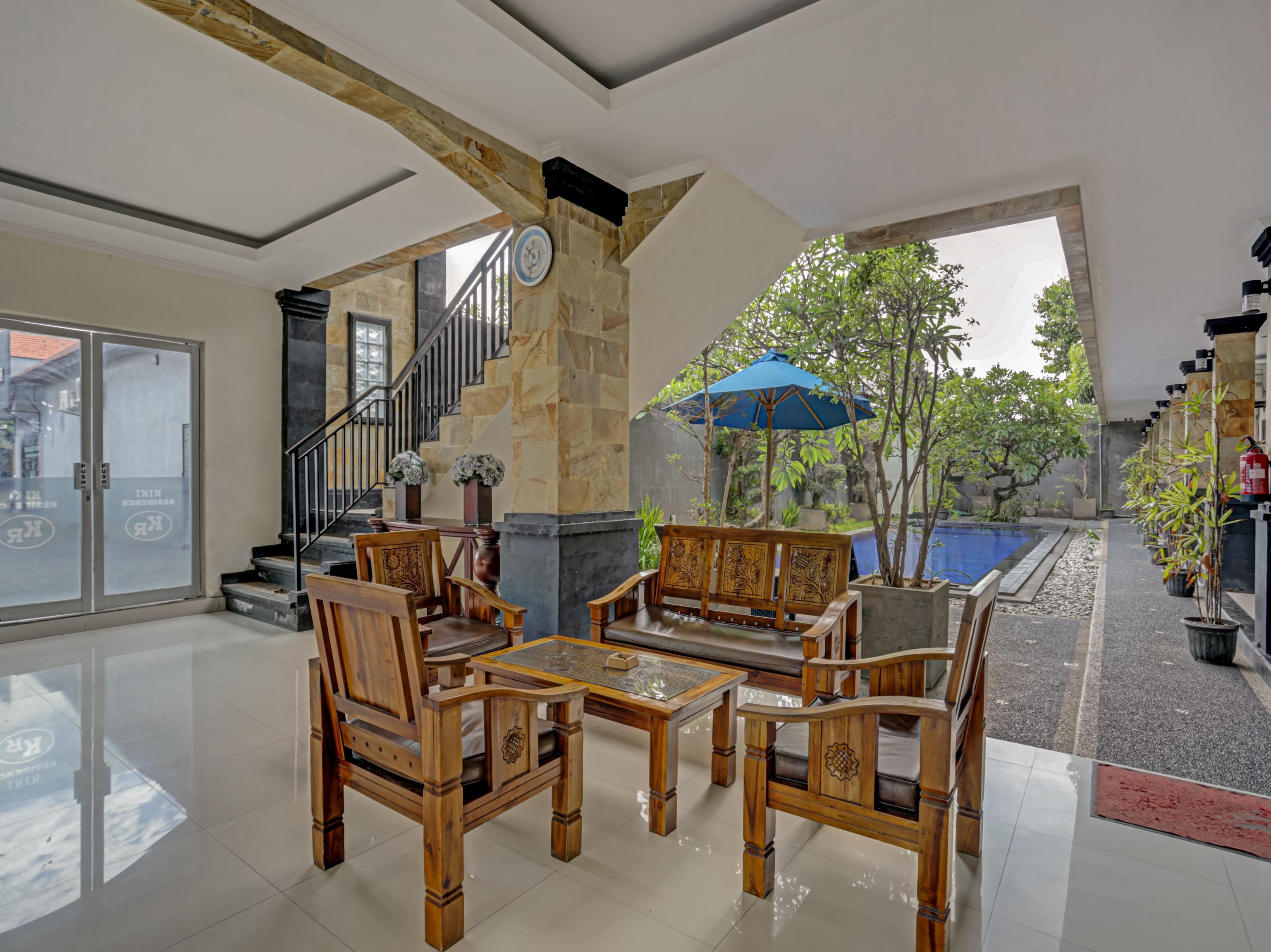 Super Oyo 3904 Kiki Residence Bali Legian Extérieur photo